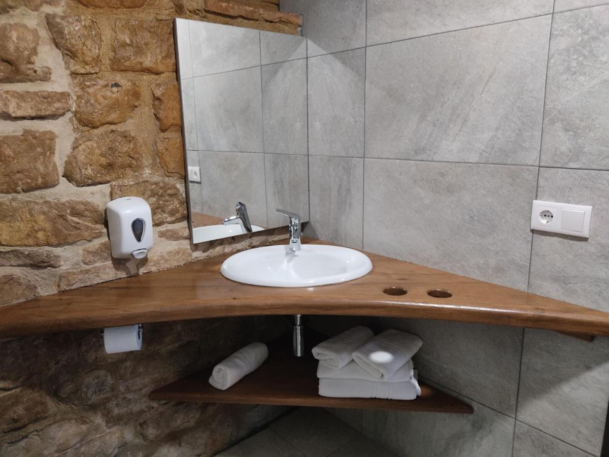Hostal Suetxe Los Arcos Ngoại thất bức ảnh