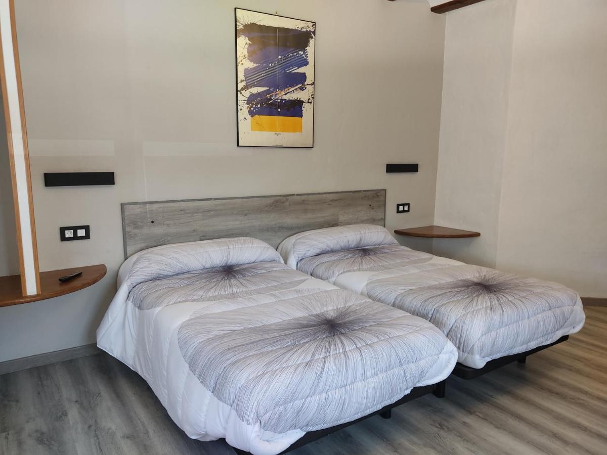 Hostal Suetxe Los Arcos Ngoại thất bức ảnh