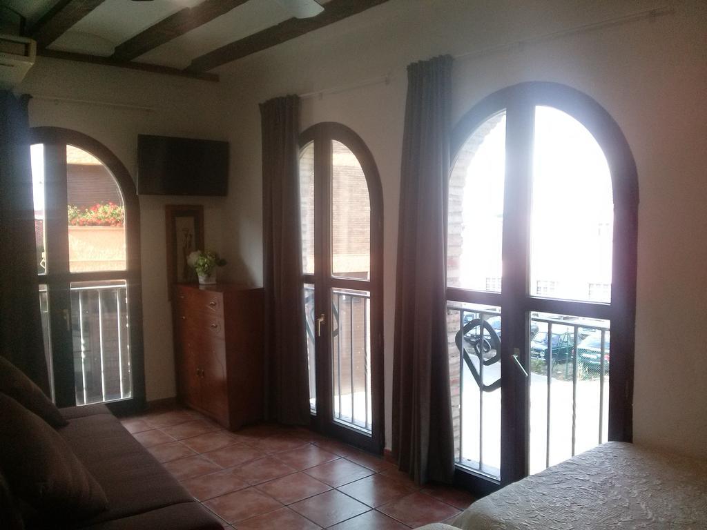 Hostal Suetxe Los Arcos Ngoại thất bức ảnh