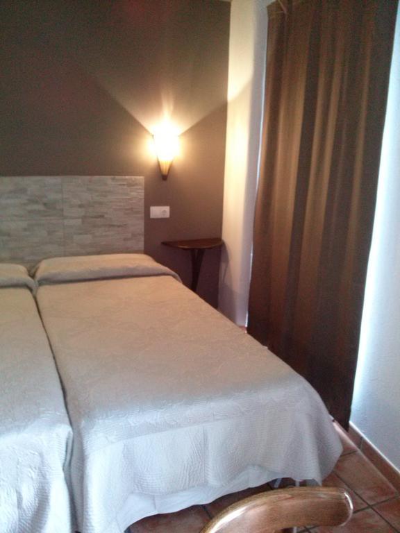 Hostal Suetxe Los Arcos Ngoại thất bức ảnh