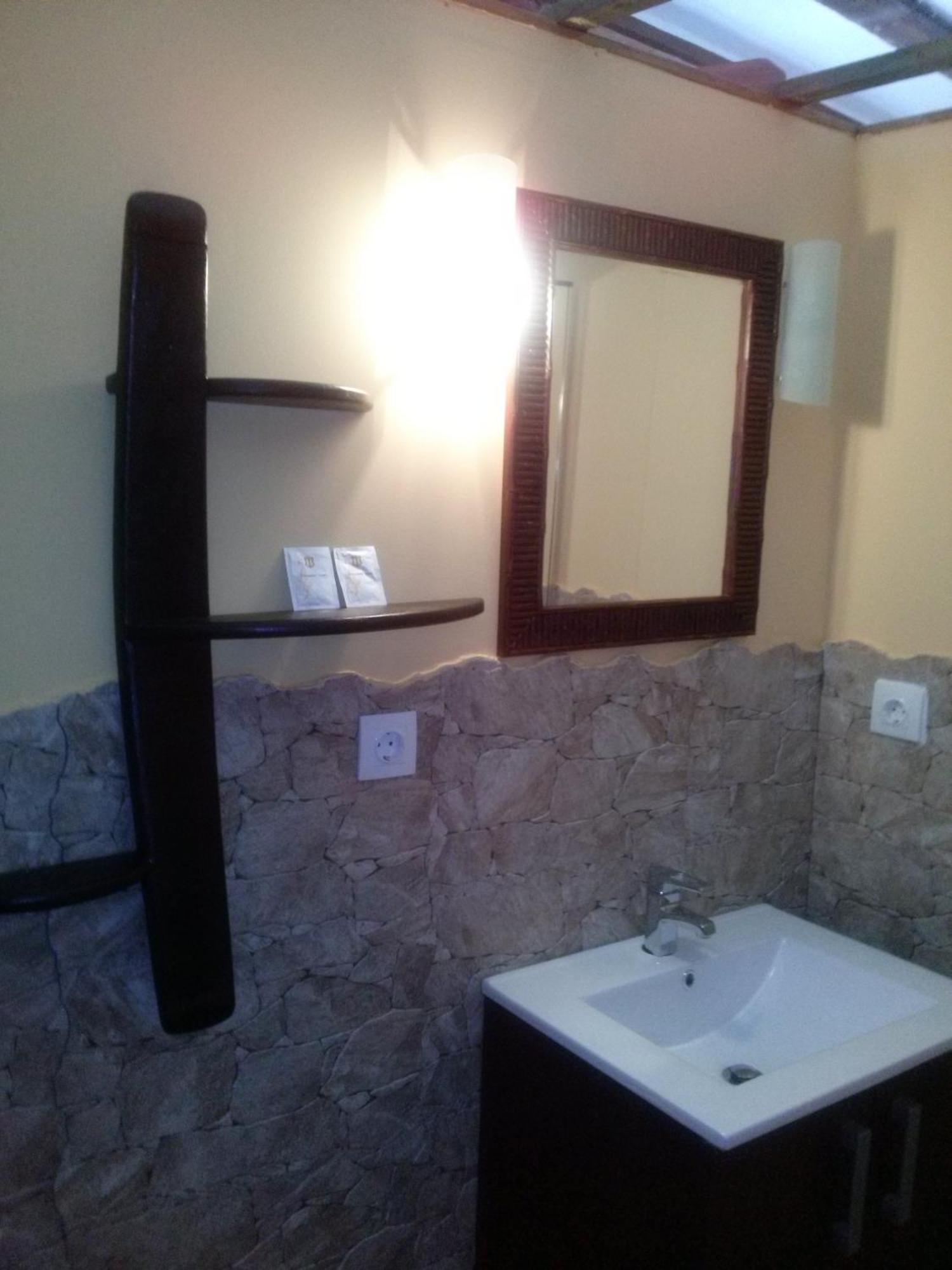 Hostal Suetxe Los Arcos Ngoại thất bức ảnh