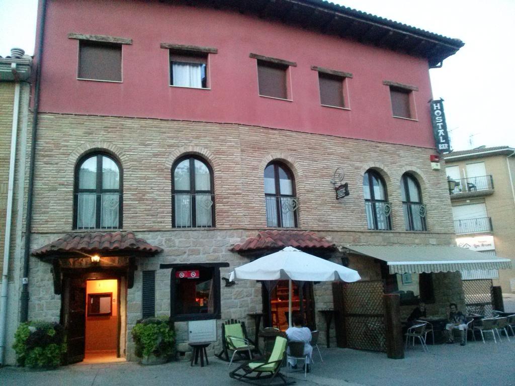 Hostal Suetxe Los Arcos Ngoại thất bức ảnh
